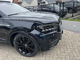 Volkswagen Touareg 3.0 TSI R-Line | 76.485 km | eerste eigenaar!! picture 5