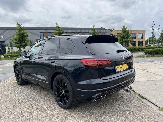 Volkswagen Touareg 3.0 TSI R-Line | 76.485 km | eerste eigenaar!! picture 14