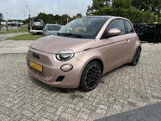 Damaged car Fiat 500 Icon 42 kWh | eerste eigenaar!! 2021/7