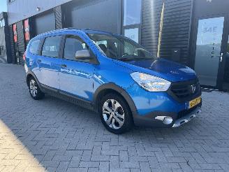 Avarii autoturisme Dacia Lodgy 1.2 TCe Stepway 7p. | 2015/5