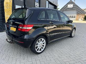 Mercedes B-klasse 150 Automaat !! apk tot maart 2027 picture 5