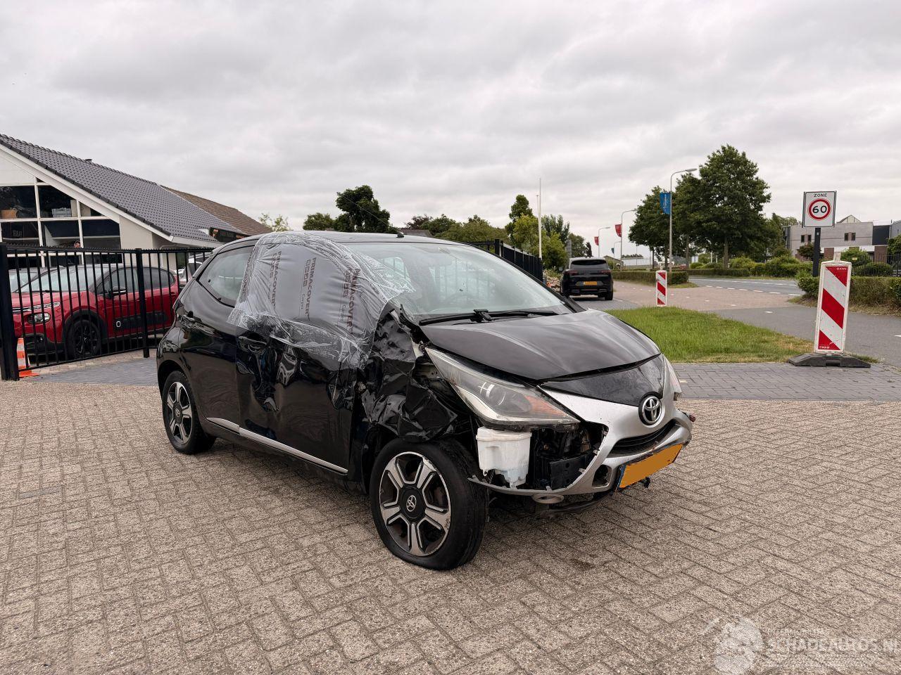 Toyota Aygo 1.0 VVT-i x-clusiv | 44.274 km!!