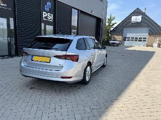 Skoda Octavia 1.0 e-TSI Sport Business picture 12