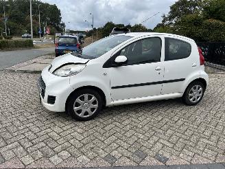 Schadeauto Peugeot 107 1.0-12V Millesim 200 | 95.190 km!! 2011/2