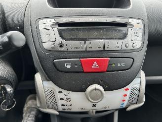 Peugeot 107 1.0-12V Millesim 200 | 95.190 km!! picture 16