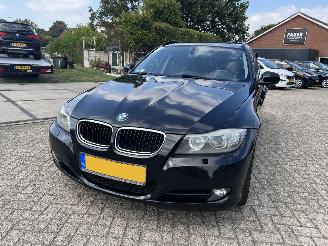 BMW 3-serie 320xd super service nieuwe banden picture 3