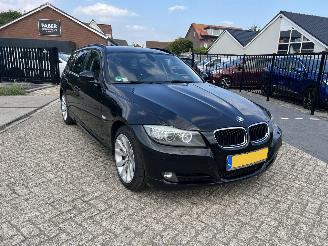 Vaurioauto  passenger cars BMW 3-serie 320xd super service nieuwe banden 2012/4