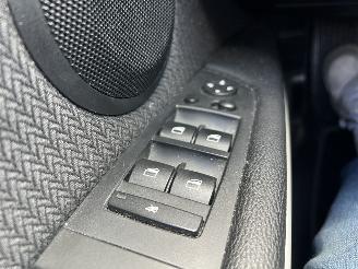 BMW 3-serie 320xd super service nieuwe banden picture 17