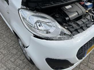 Peugeot 107 1.0 Access Accent | 88.469 km!! picture 22