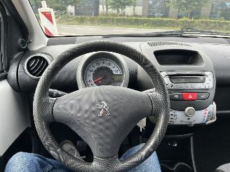 Peugeot 107 1.0 Access Accent | 88.469 km!! picture 16