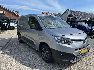 Schade bestelwagen Toyota Proace 1.5 D-4D Professional | 84.458 km!! 2020/4