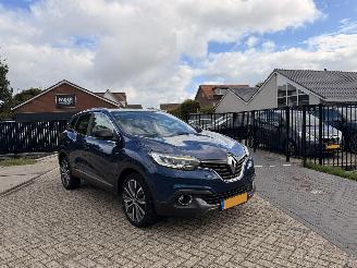 uszkodzony samochody osobowe Renault Kadjar 1.2 TCe Bose | 64.098 km!! 2017/3