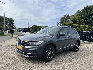 Volkswagen Tiguan 1.4 TSI eHybrid R-Line Business | 69.649 km!! picture 5
