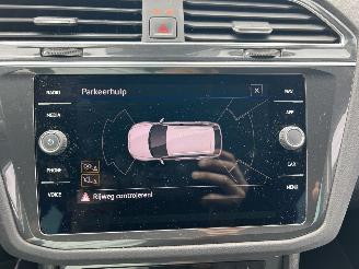 Volkswagen Tiguan 1.4 TSI eHybrid R-Line Business | 69.649 km!! picture 18