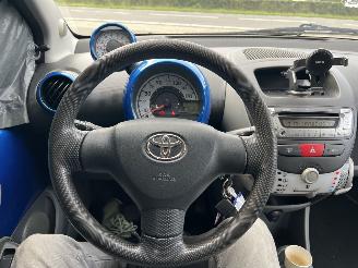 Toyota Aygo 1.0-12V airco picture 14