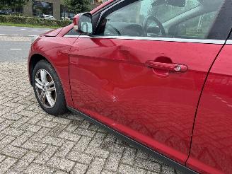 Ford Focus 1.0 EcoBoost Lease Trend motor kapot picture 4