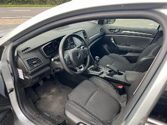 Renault Mégane 1.0 TCe Zen picture 12