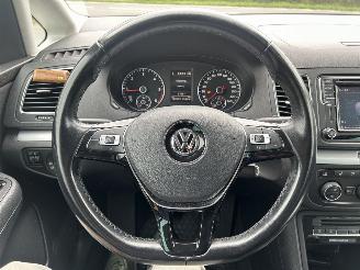 Volkswagen Sharan 2.0 TDI Exclusive Series picture 18