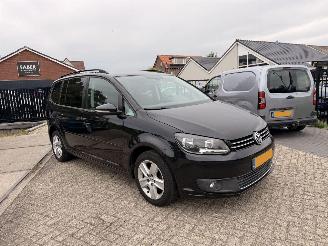 Volkswagen Touran 1.2 TSI 7P picture 3