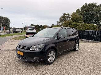Vaurioauto  passenger cars Volkswagen Touran 1.2 TSI 7P 2012/4