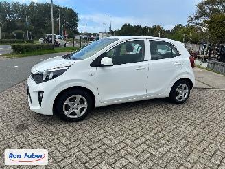 Damaged car Kia Picanto 1.0 DPi ComfortLine | 72.032 km!! 2021/11