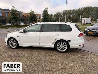 Volkswagen Golf 1.4 TSI Highline Business R picture 13