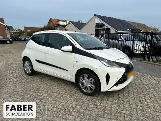 Toyota Aygo 1.0 VVT-i x-play | 14.325 km!! picture 2