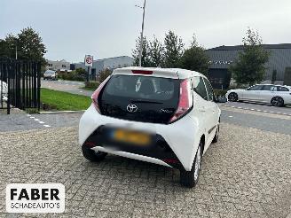 Toyota Aygo 1.0 VVT-i x-play | 14.325 km!! picture 11