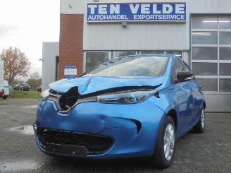 Damaged car Renault Zoé 40 Life Easy 41Kwh Elektro, Airco, Navi, Cruise control 2019/5