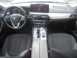 BMW 5-serie 520d xDrive Hybride Professional 190pk picture 9