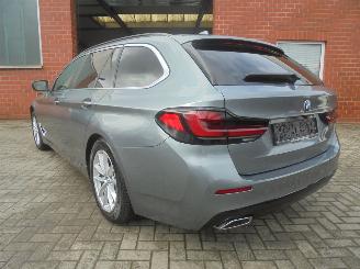 BMW 5-serie 520d xDrive Hybride Professional 190pk picture 3