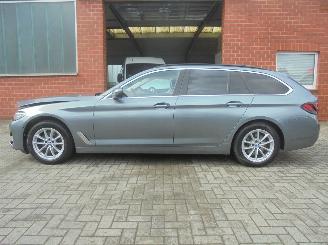 BMW 5-serie 520d xDrive Hybride Professional 190pk picture 6