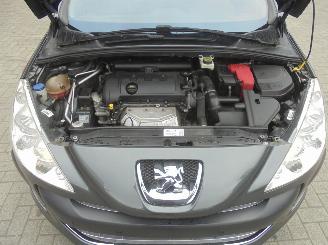 Peugeot 308 SW 1.6 VTi XS Panorama, Climate & Cruise control, Trekhaak picture 25