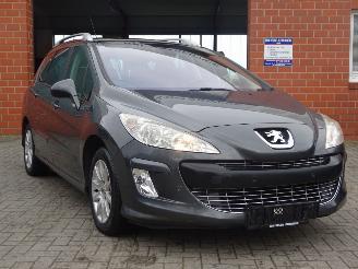 Peugeot 308 SW 1.6 VTi XS Panorama, Climate & Cruise control, Trekhaak picture 3