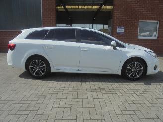 Toyota Avensis Touring Sports Business Edition, Navi, Climate & Cruise, Camera, Trekhaak picture 14