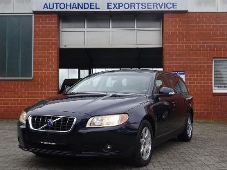 Auto incidentate Volvo V-70 2.0D Limited Edition 136pk, Navi, Leer, Climate & Cruise control 2009/4