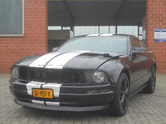 Ford Mustang 4.0 V6 Handgeschakeld, Airco, Cruise control picture 2
