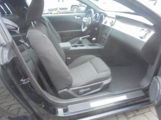 Ford Mustang 4.0 V6 Handgeschakeld, Airco, Cruise control picture 16