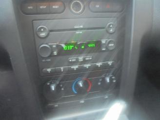 Ford Mustang 4.0 V6 Handgeschakeld, Airco, Cruise control picture 12