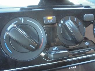 Volkswagen Up! 1.0i BMT Move Up! , Airco, Lane assist, el.pakket picture 12