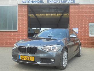 Vaurioauto  passenger cars BMW 1-serie Business+, 220 pk , Navi, Airco, Cruise control, Leer 2012/9