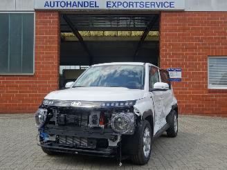 Vaurioauto  passenger cars Hyundai Inster Inster Elektro Trend, HV-Batterie 42 Kw/h met maar 155 km !! 2025/4