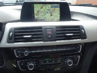 BMW 3-serie 318d Advantage Luxury 136pk, Navi, Leer, Climate & Cruise control, pdc picture 11