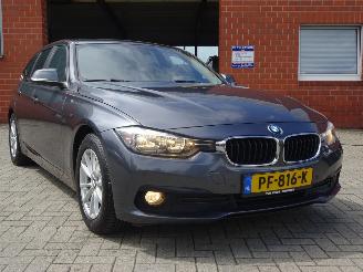 BMW 3-serie 318d Advantage Luxury 136pk, Navi, Leer, Climate & Cruise control, pdc picture 2