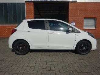 Toyota Yaris 1.5 Hybrid Aspiration, Cruisecontrol, Airco, Automaat picture 6
