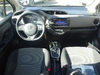 Toyota Yaris 1.5 Hybrid Aspiration, Cruisecontrol, Airco, Automaat picture 9