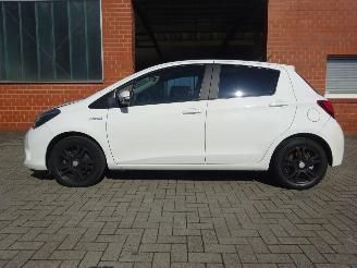 Toyota Yaris 1.5 Hybrid Aspiration, Cruisecontrol, Airco, Automaat picture 3