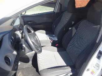 Toyota Yaris 1.5 Hybrid Aspiration, Cruisecontrol, Airco, Automaat picture 8