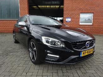 Volvo V-60 2.4 D6 Twin Engine R-Design, Climatecontrol, Parkeersensoren picture 6