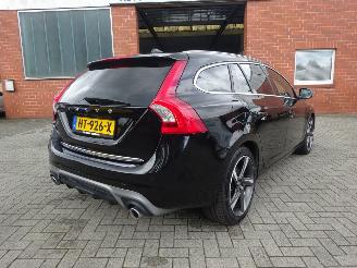Volvo V-60 2.4 D6 Twin Engine R-Design, Climatecontrol, Parkeersensoren picture 4